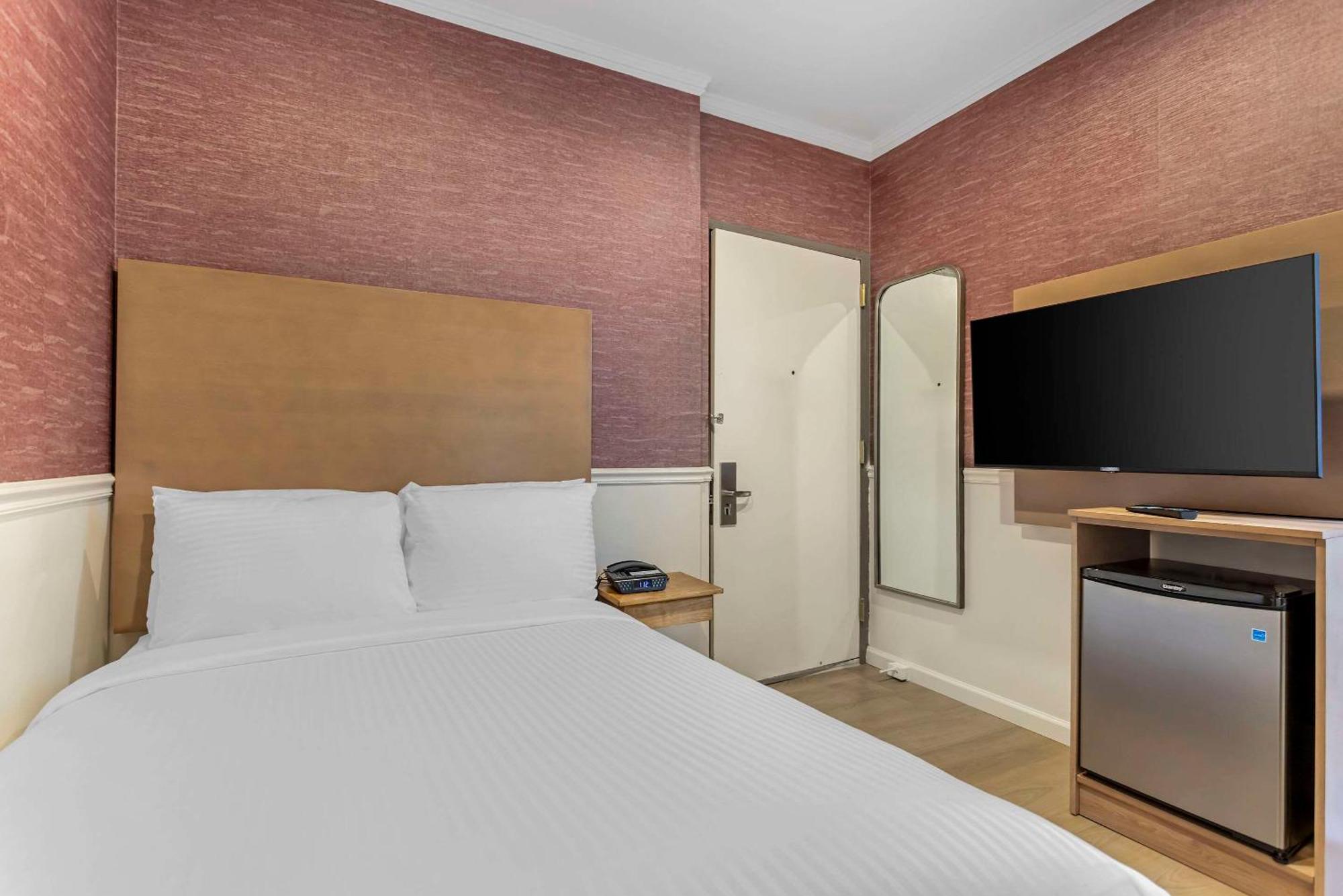 The Mayfair Hotel Times Square, Ascend Hotel Collection New York Dış mekan fotoğraf