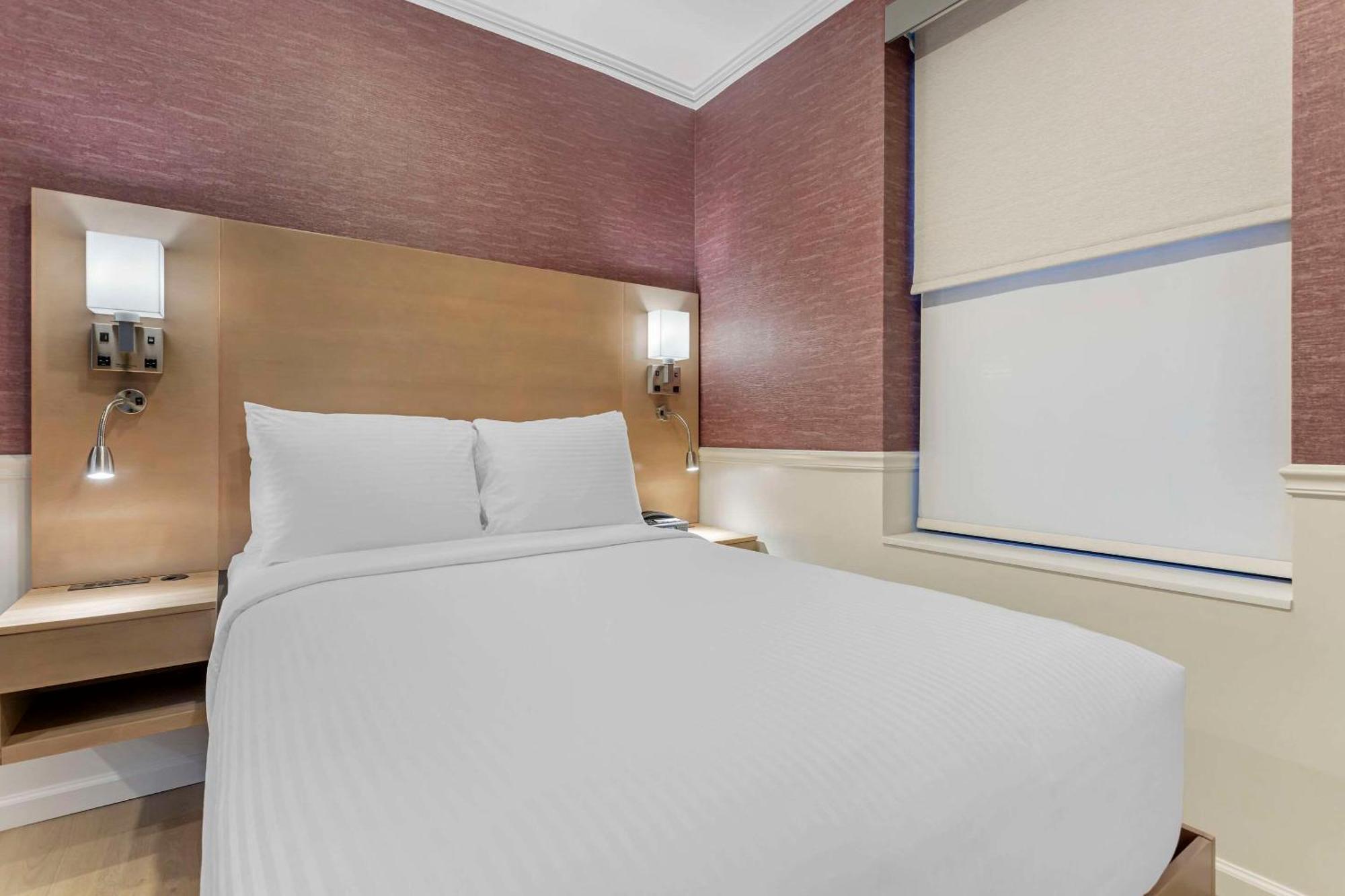 The Mayfair Hotel Times Square, Ascend Hotel Collection New York Dış mekan fotoğraf